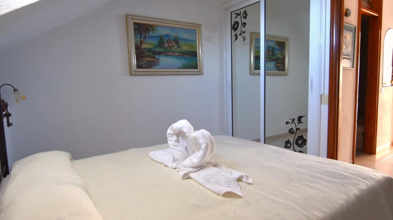 Casa Nicole Parque Santiago 2 Apartment อาโรนา ภายนอก รูปภาพ
